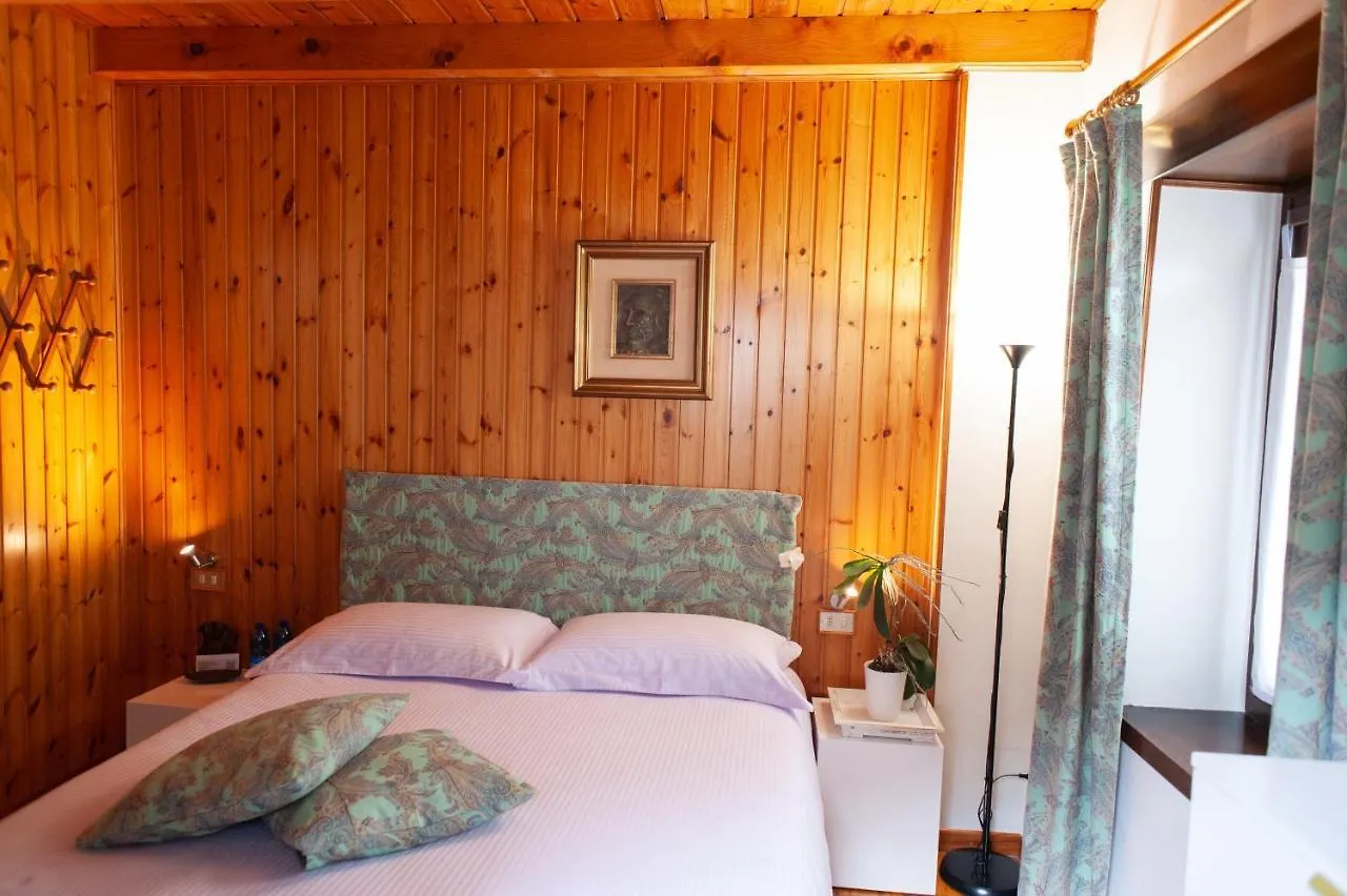 Holiday home Casa Vacanza Scacco D' Argento Villa Darfo Boario Terme